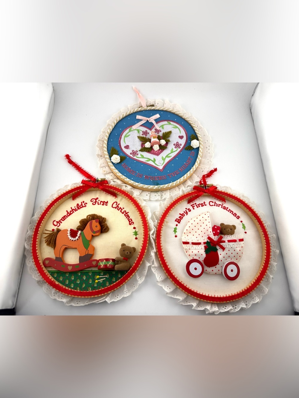 Vintage 1980s Handmade Felt Applique Hoop Ornaments Lot of 3